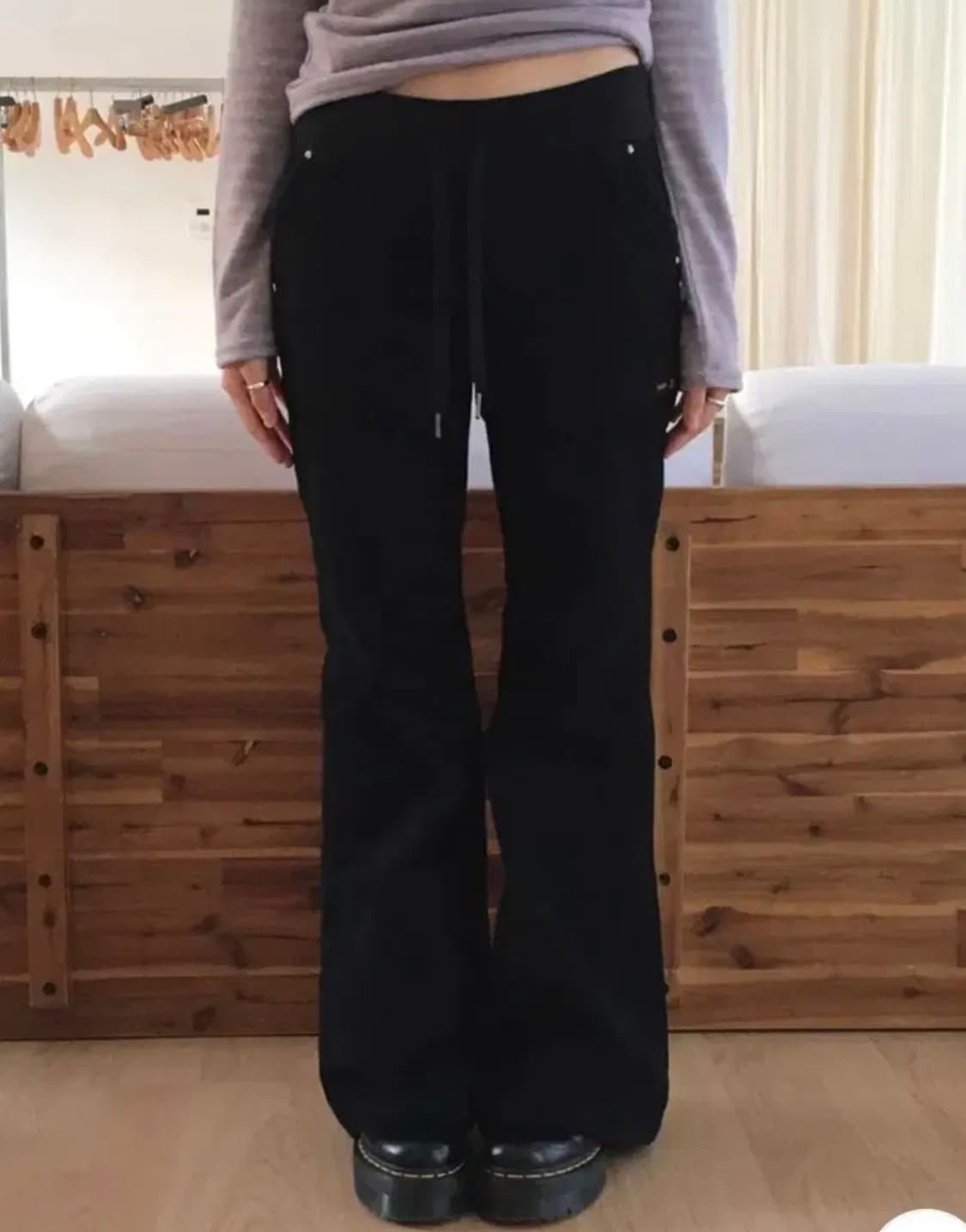 LOOFON 버터플 루즈 플레어 팬츠 ootj 코듀로이 로우라이즈 부츠컷 상품이미지3