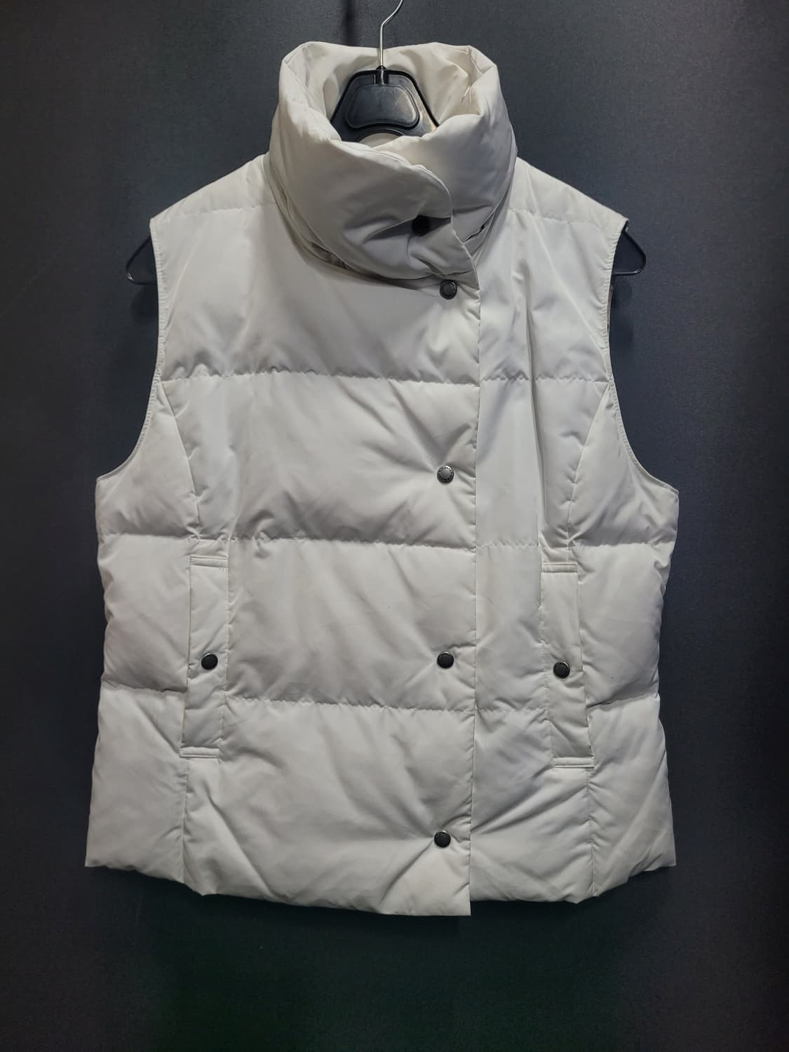 Burberry 버버리 다운 베스트 상품이미지3