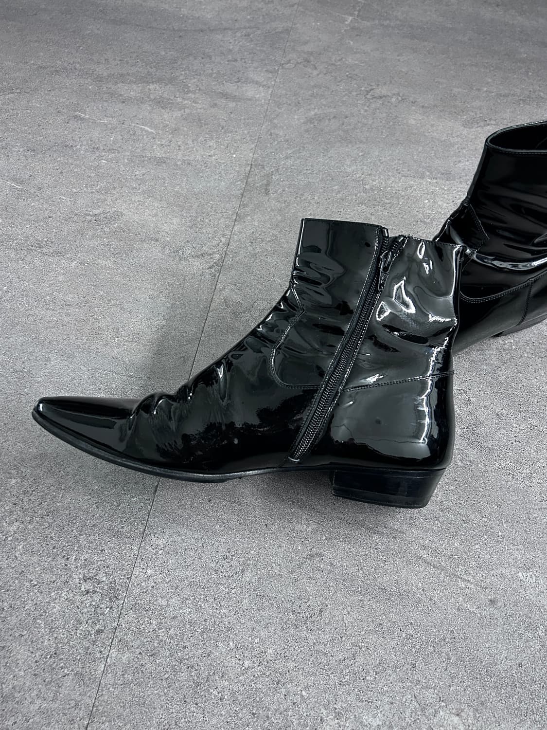 생로랑 에디기 페이던트 앵클 부츠 상품이미지4