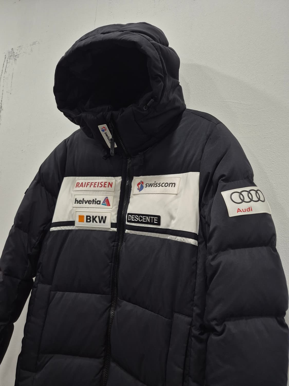 데상트 스위스 스키팀 덕다운 롱패딩 스키복 여성 85~90사이즈 상품이미지2