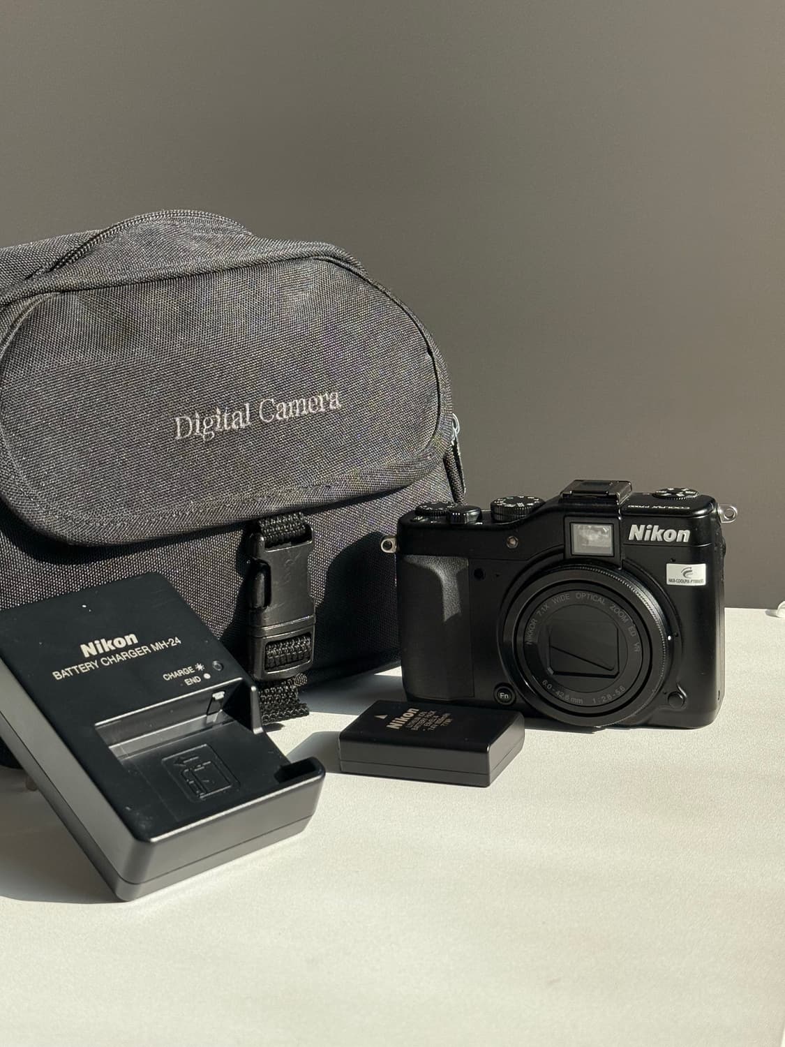 빈티지디카) 니콘 쿨픽스 P7000(nikon coolpix p7000) 상품이미지2