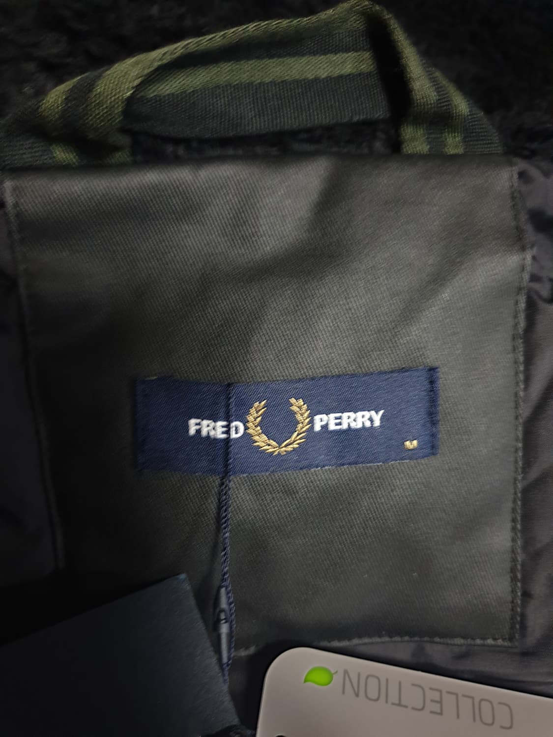 (새상품) 프레드페리 왁스코튼 패디드 사파리 후드 점퍼 블랙 (M) 상품이미지4