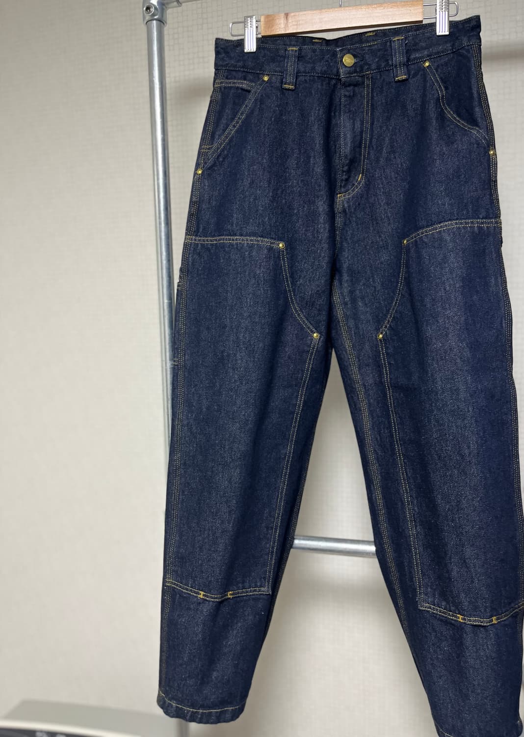 칼하트 WIP 내쉬 루즈 핏 더블 니 팬츠 블루 린스드 상품이미지2