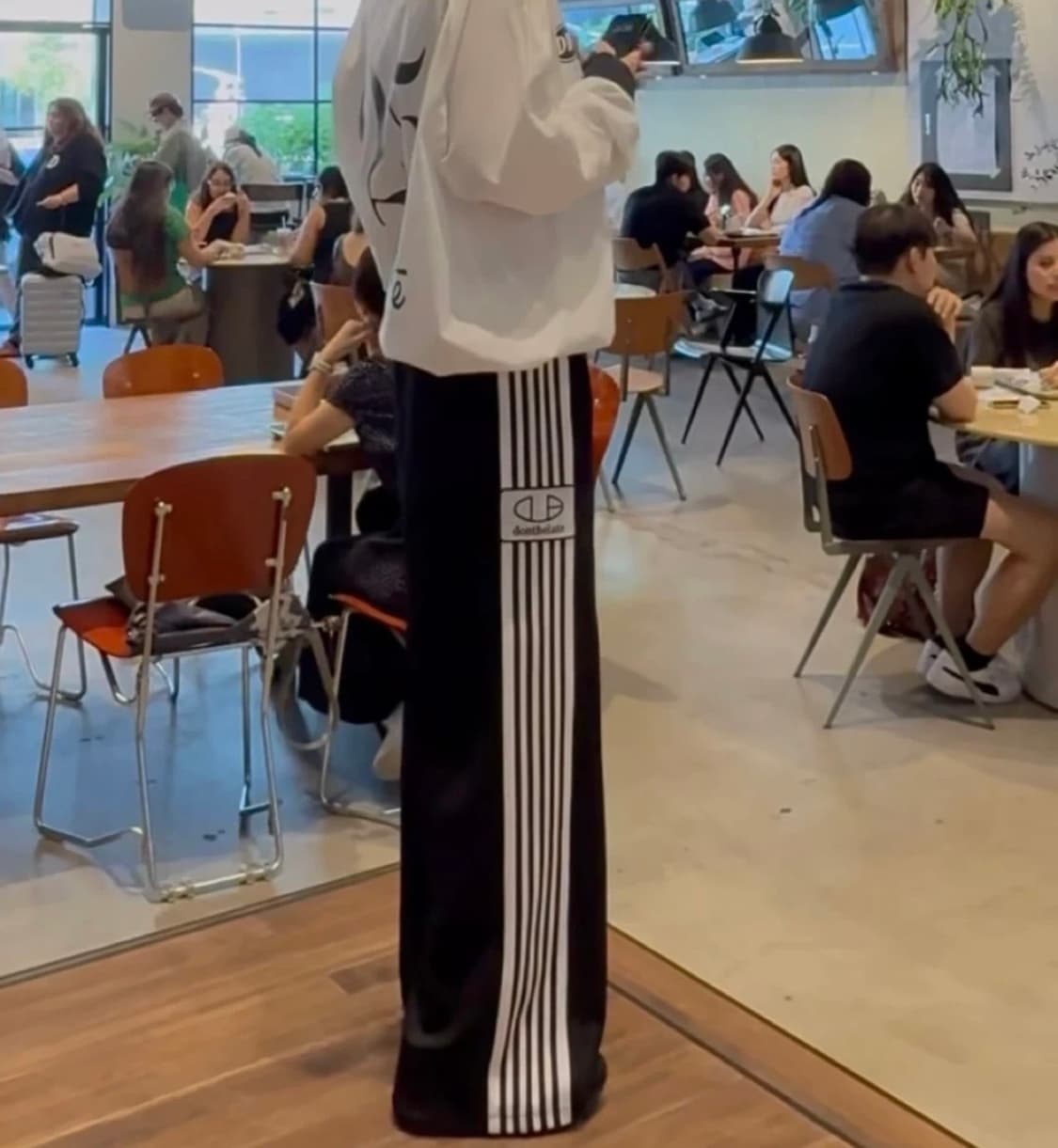 돈비레잇 트랙팬츠 상품이미지2