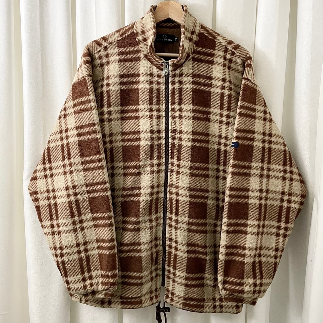 프레드페리 브라운 체크 후리스 상품이미지2