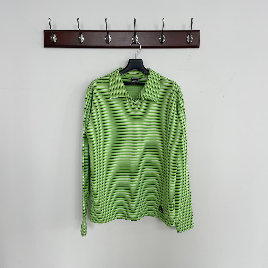 베르사체 진스 스트라이프 카라 긴팔티 상품이미지2