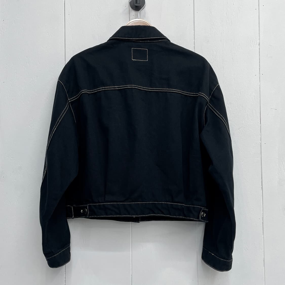 스파오(SPAO) 화이트 스티치 크롭 데님 자켓 블랙 상품이미지6