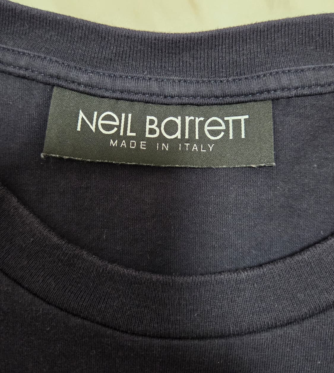 닐바렛 리버스 로고 썬더 프린팅 반팔티  상품이미지4