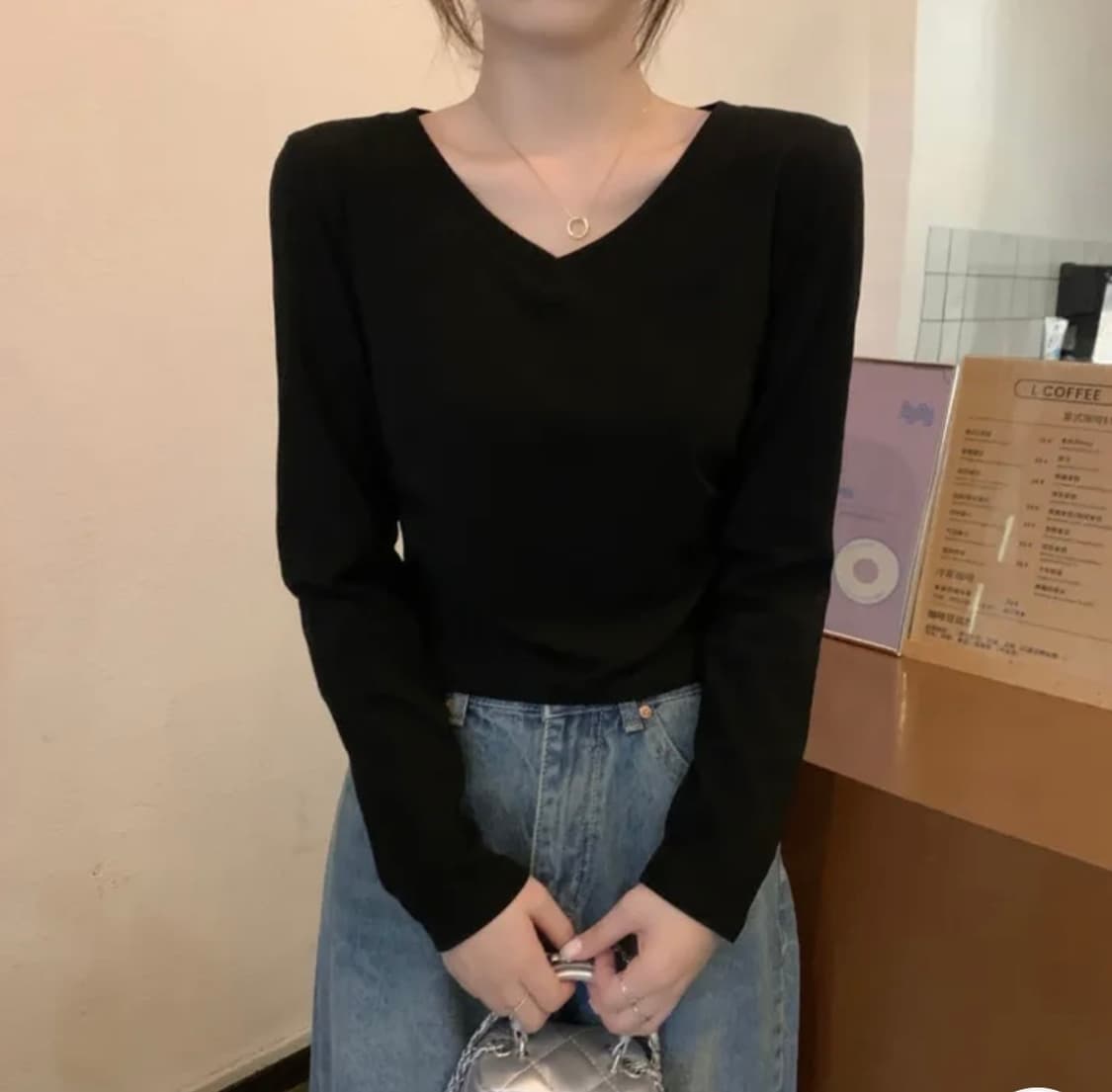 케덴 브이넥 긴팔 티셔츠(실내에서 한번 20분 착용) 상품이미지1