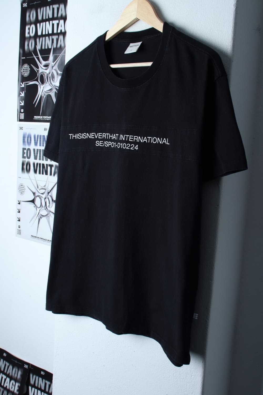 (L-XL) 디스이즈네버댓 반팔 티셔츠 레터링 블랙 에이징-H31185 상품이미지1