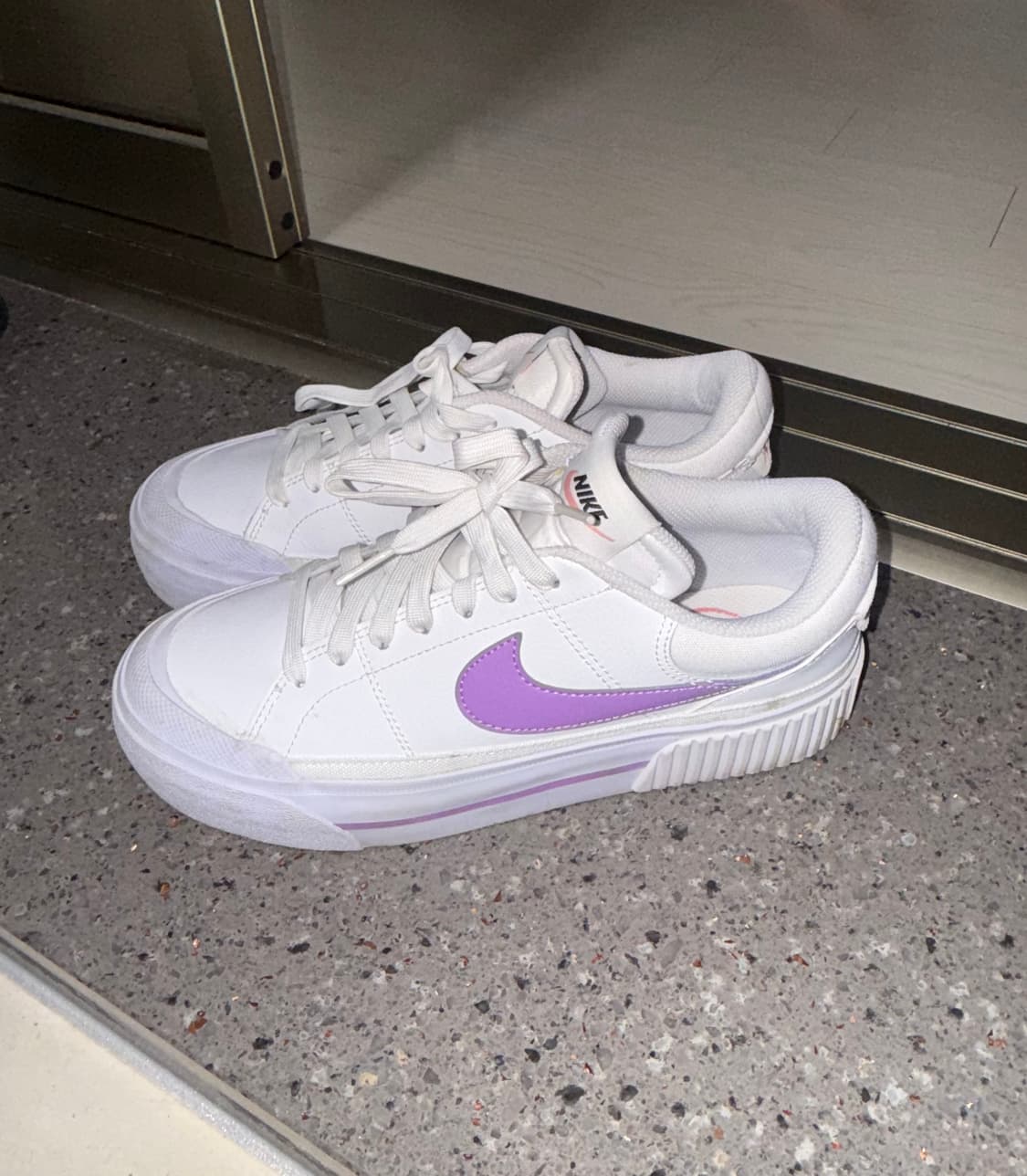 나이키 스니커즈  상품이미지2