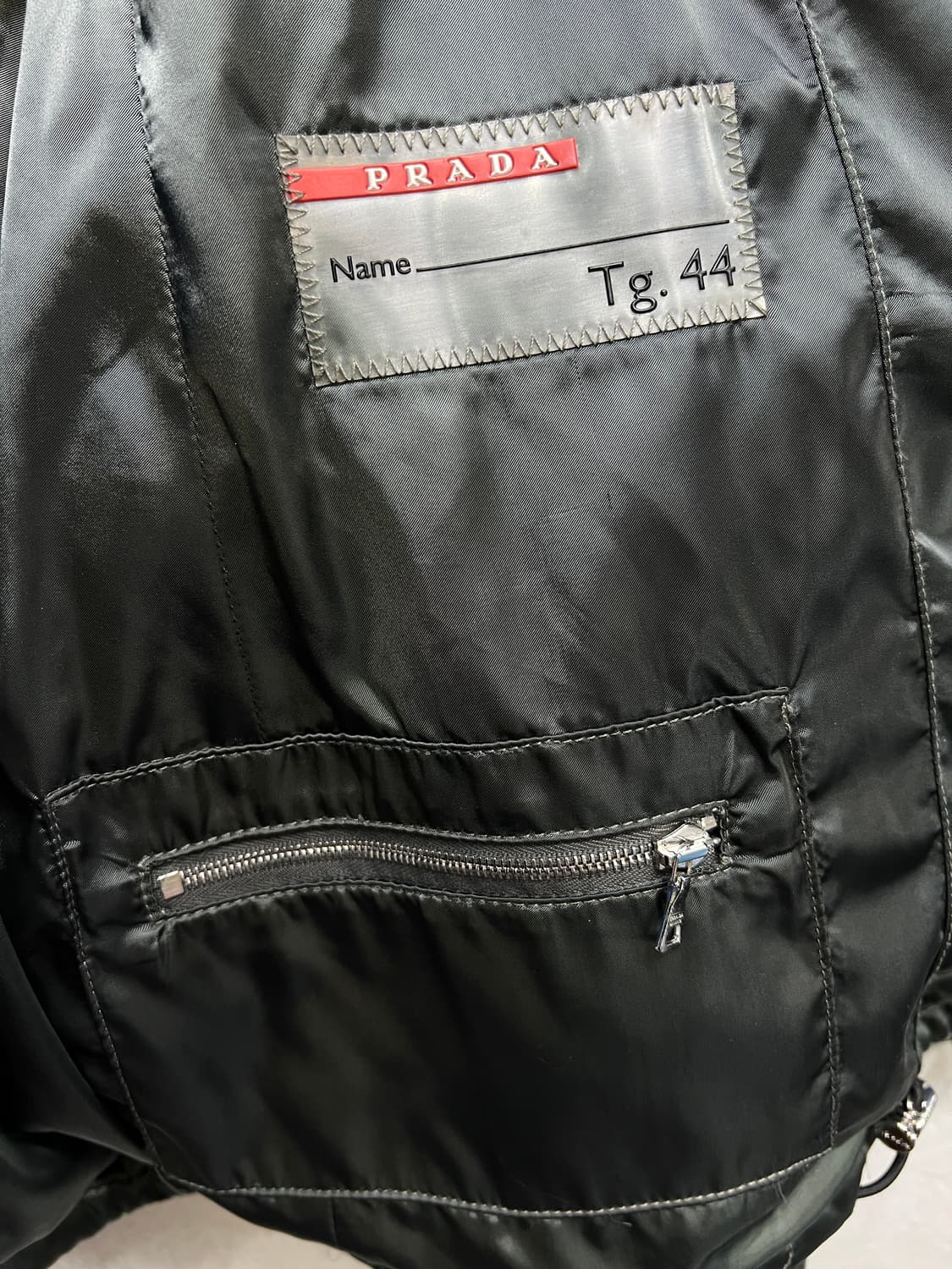 프라다 패딩점퍼 44 (한국 55~66정도) 상품이미지6
