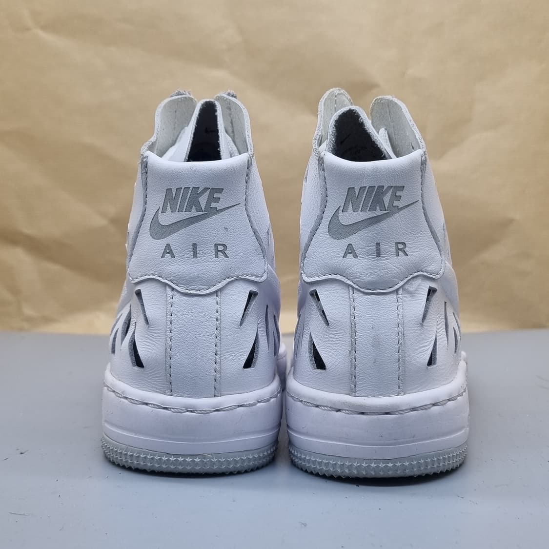 나이키 에어포스1 울트라 미드졸리230 상품이미지4