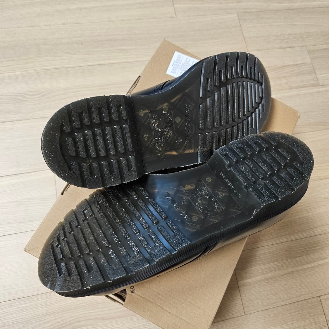 270 새제품) 닥터마틴 1461 아날린 ST 브로그 레더 스틸토 블랙 상품이미지6