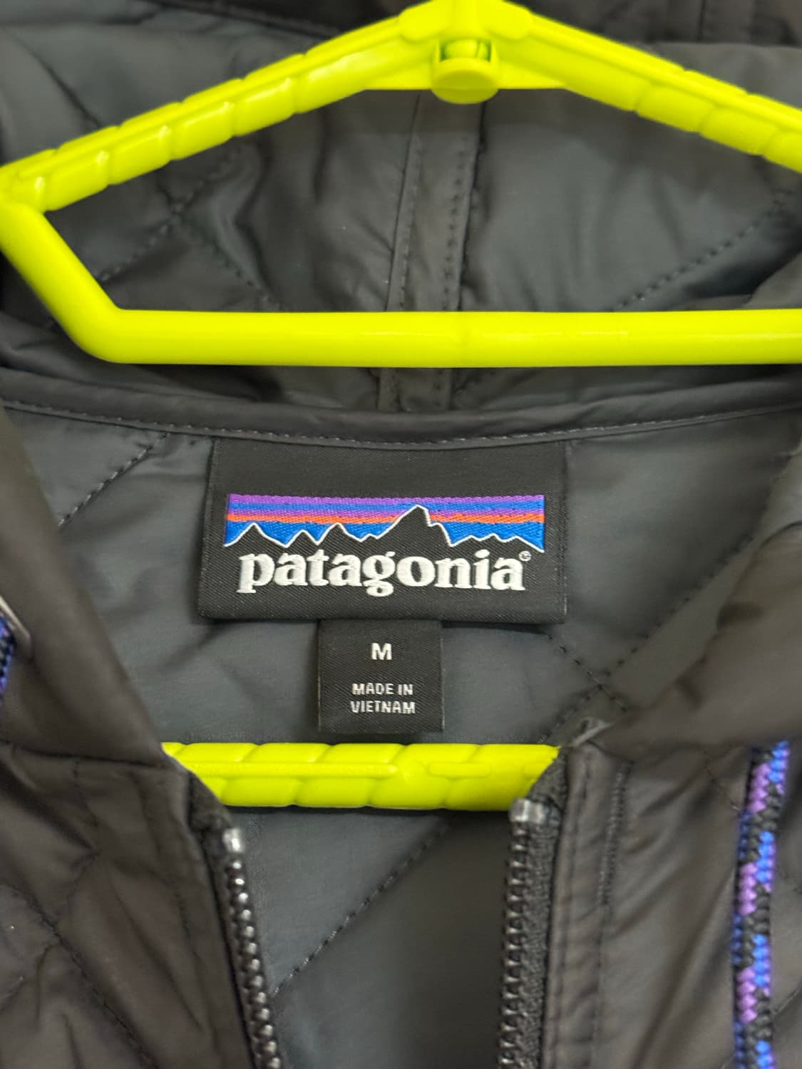 파타고니아 경량패딩 상품이미지3