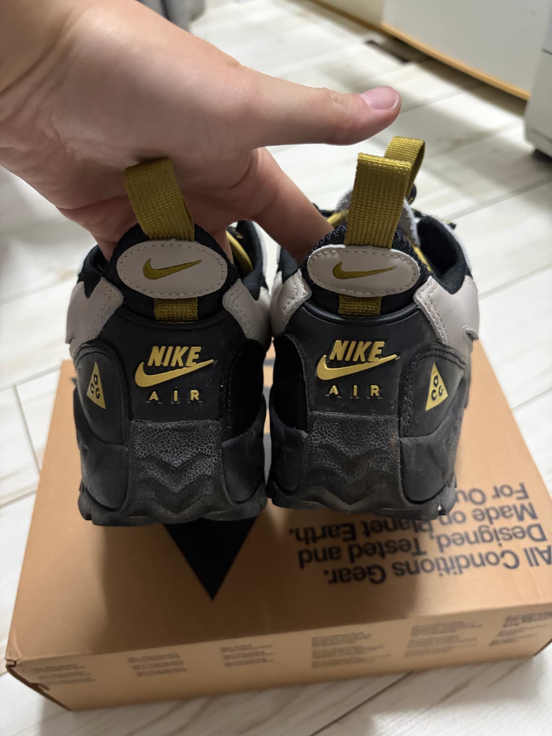 [280] 나이키 ACG 에어 마다 블랙 앤 셀러리 라이트 본 상품이미지4