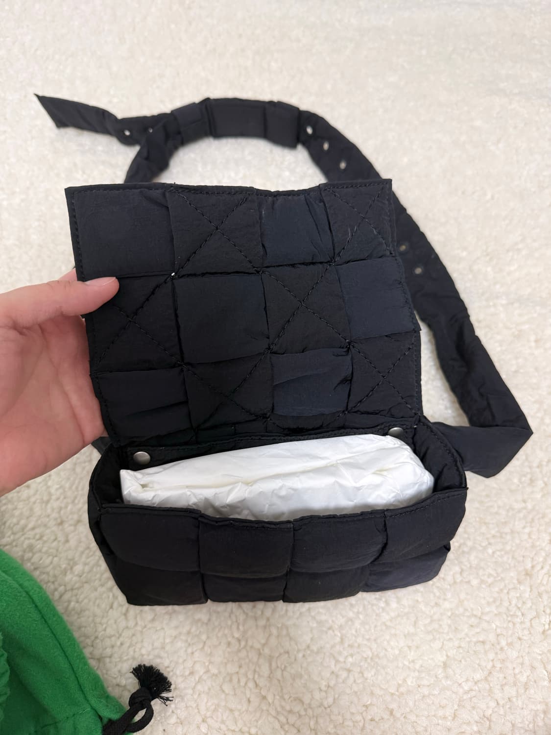 보테가베네타 패딩 벨트백 상품이미지3