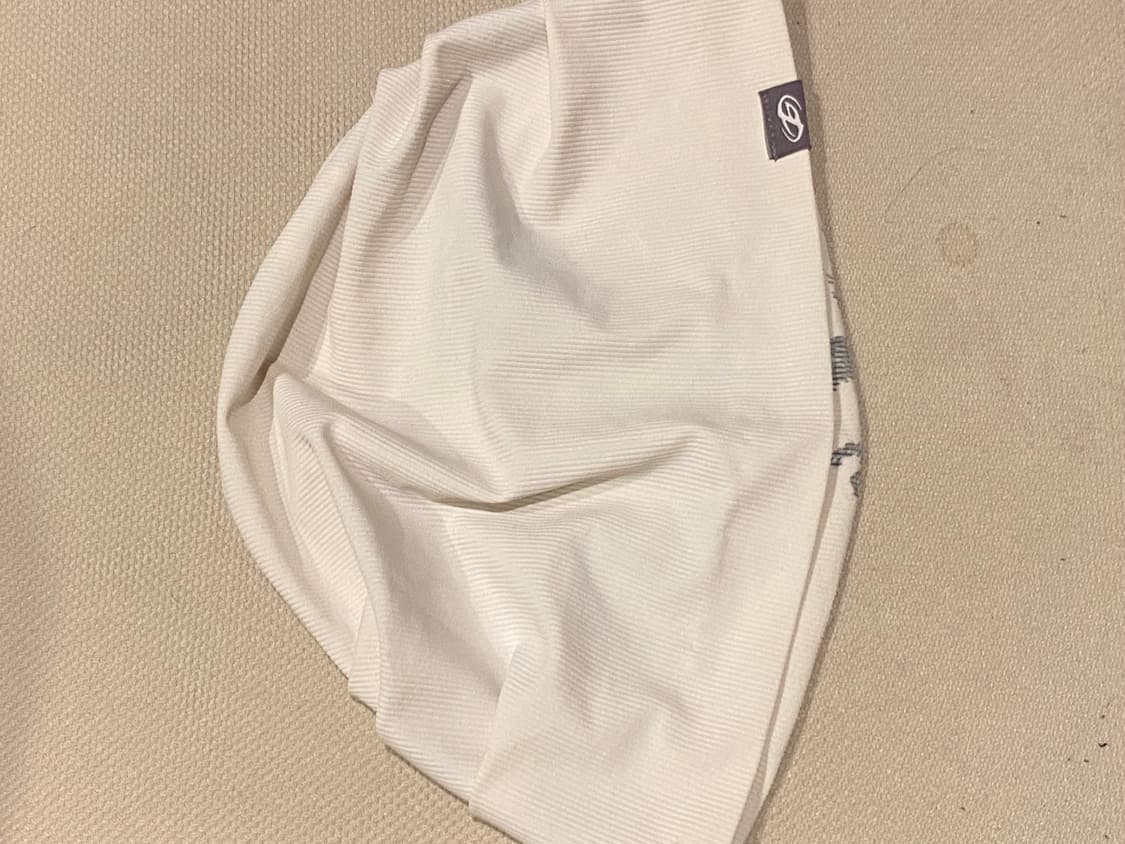 Hugyourskin beanie white os 상품이미지3