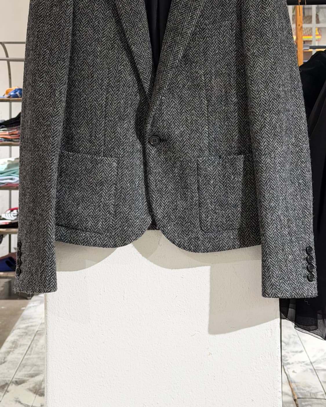 생로랑 차콜 헤링본 투 포켓 울 블레이저 상품이미지5
