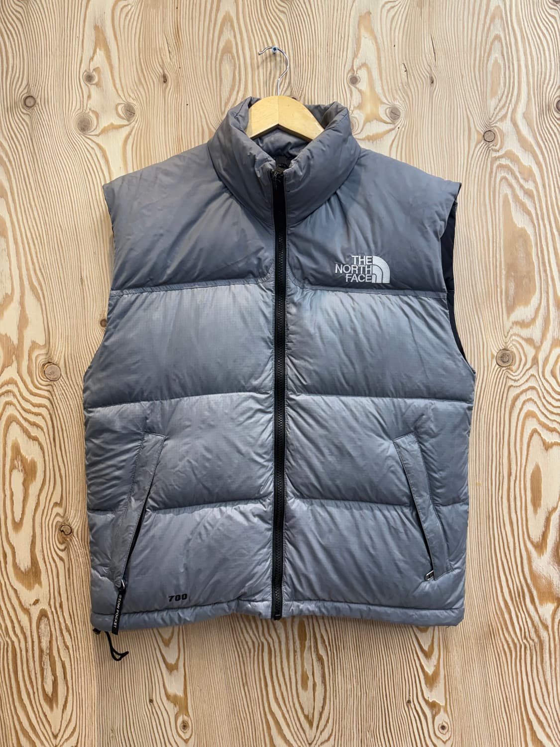 노스페이스 700 눕시 라이트그레이 패딩 베스트  상품이미지1