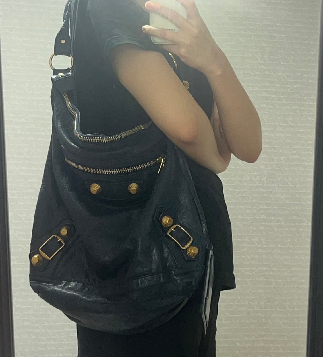 정품 발렌시아가 자이언트 데이백 모터백 상품이미지1