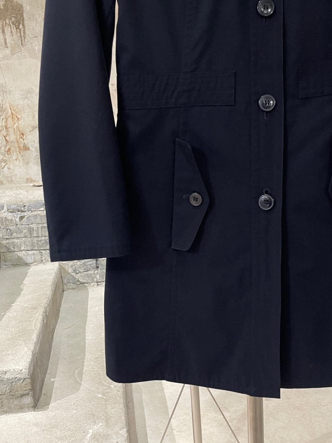 미우미우 다크 네이비 체스트 포켓 버튼 셔츠 자켓 상품이미지4