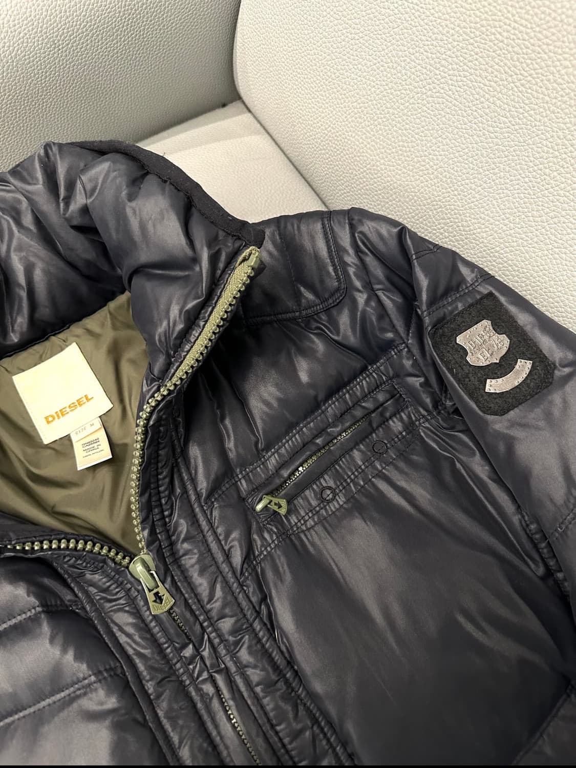 Diesel 디젤 로고 나일론 다운 패딩 상품이미지4