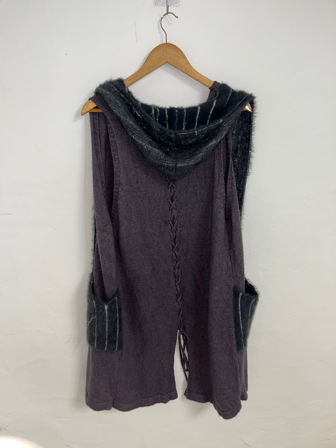 그레이 아일렛 후드 니트 베스트 상품이미지2