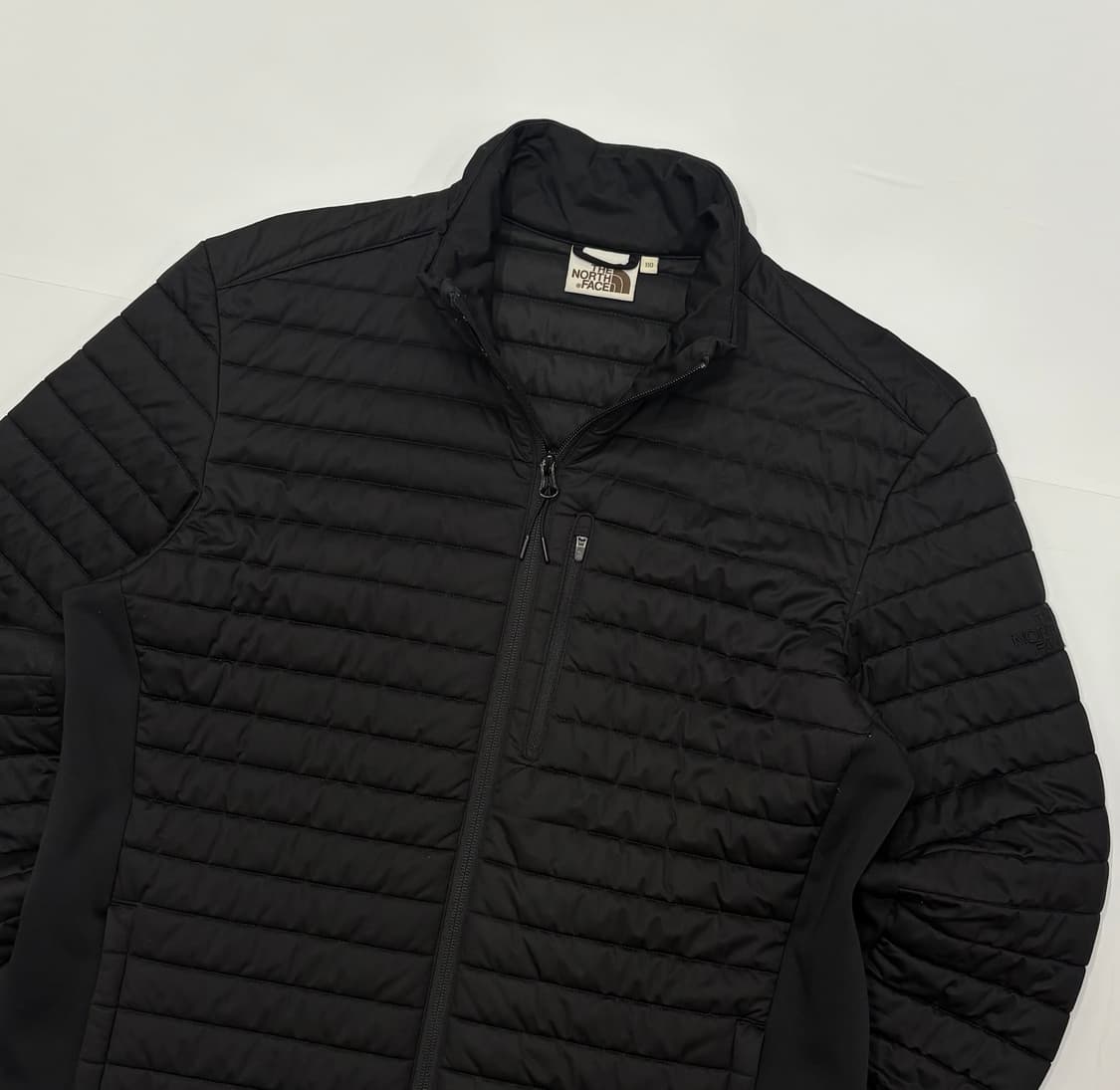 노스페이스 블랙 경량 패딩 상품이미지2