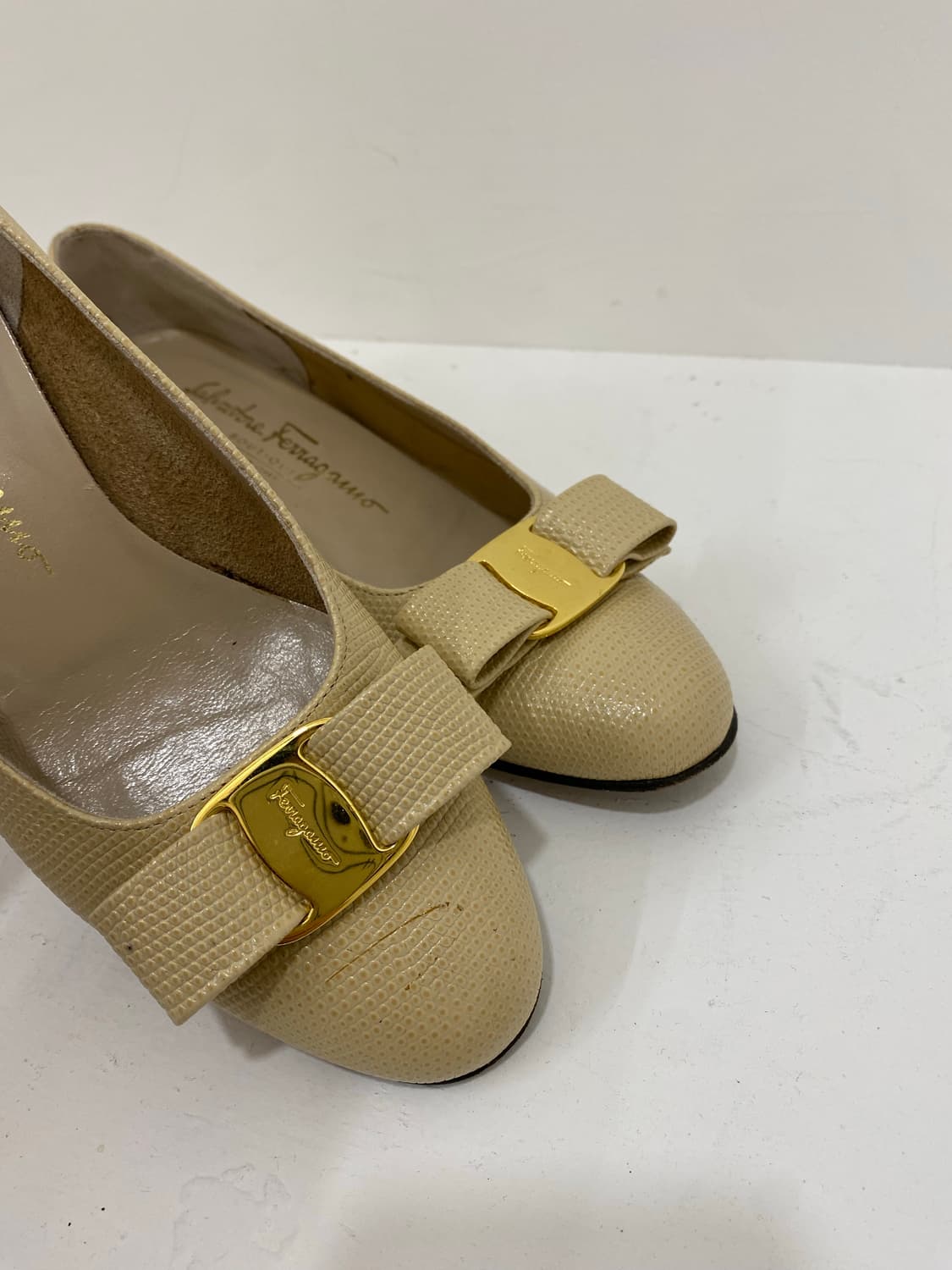 Ferragamo 베이지 리본 슈즈 상품이미지7