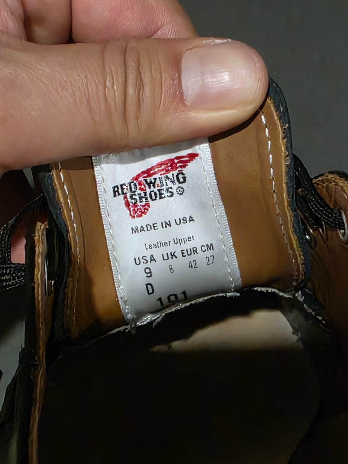 레드윙 포스트맨 101 9D 270 사이즈 팝니다  상품이미지3