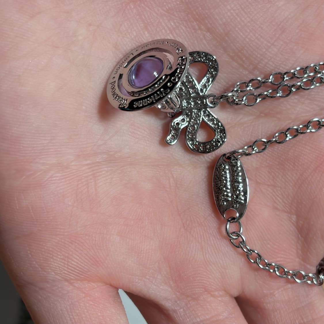 비비안웨스트우드 옥타비아 리본 오알비 목걸이 바이올렛  상품이미지9