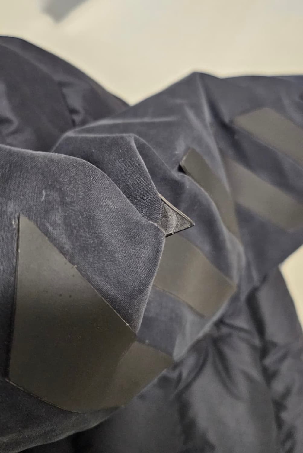 [정품] 몽클레어X오프화이트 한정판 다운패딩 Xl 상품이미지3