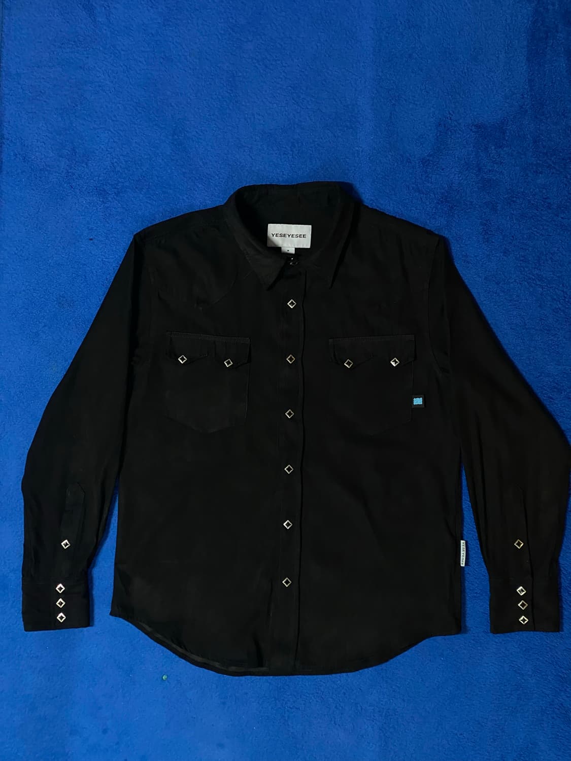 YESEYESEE 예스아이씨 블랙 스웨이드 셔츠 M 상품이미지1