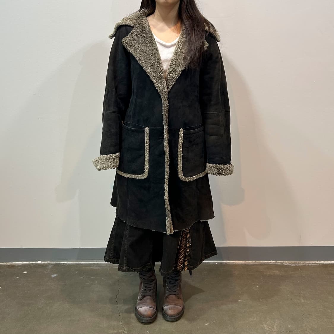 블랙 양가죽 무스탕 코트 상품이미지2