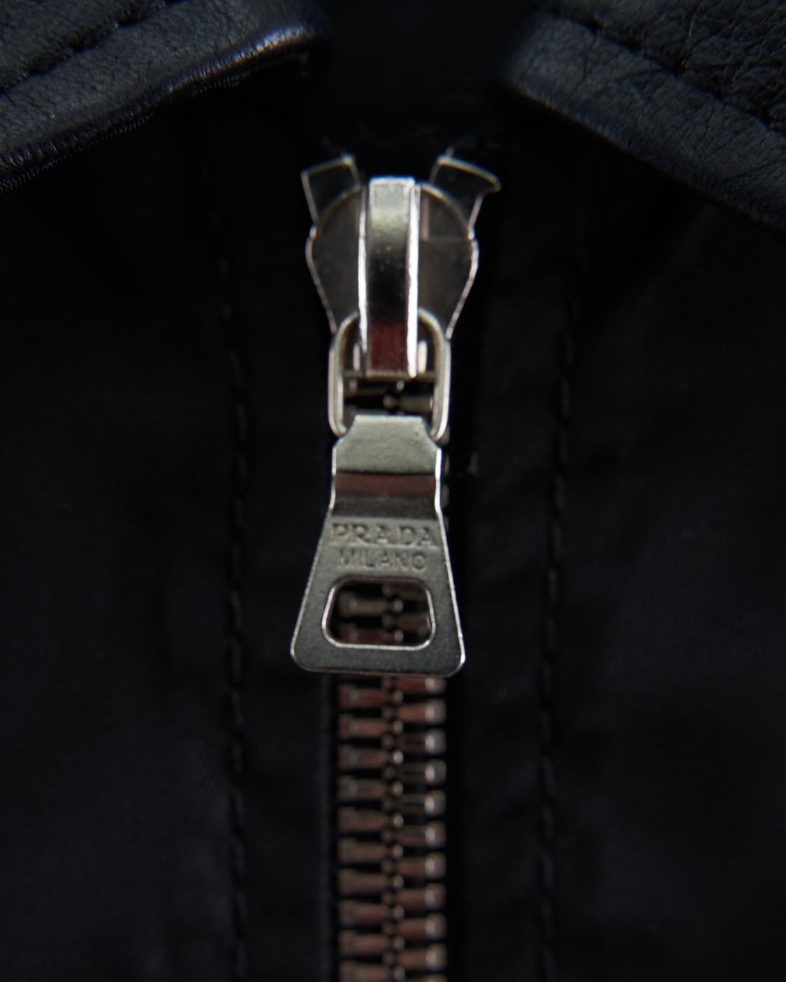 Prada 나일론 레더 트리밍 드리즐러 자켓 상품이미지6