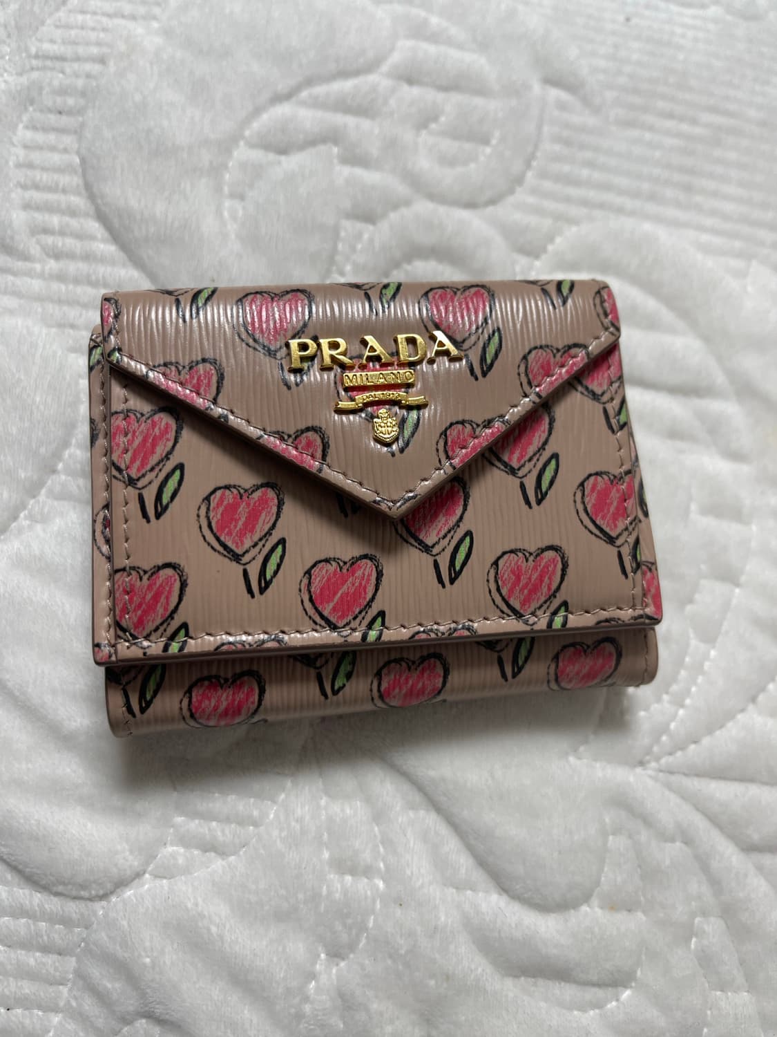 프라다 하트 카드지갑 상품이미지1