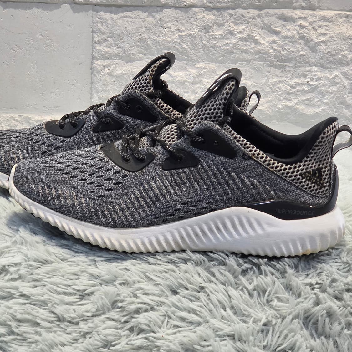 3w-4:아디다스 알파바운스 그레이 블랙 240cm 상품이미지2