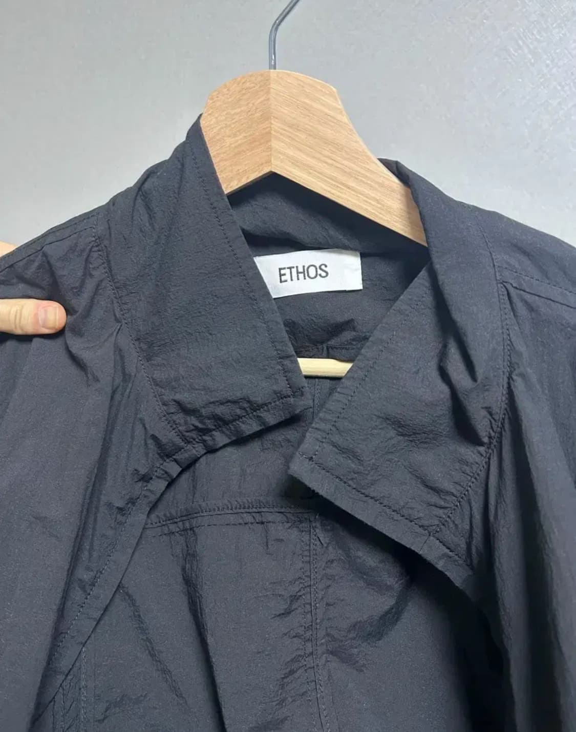 ethos 에토스 바람막이 블랙 상품이미지1