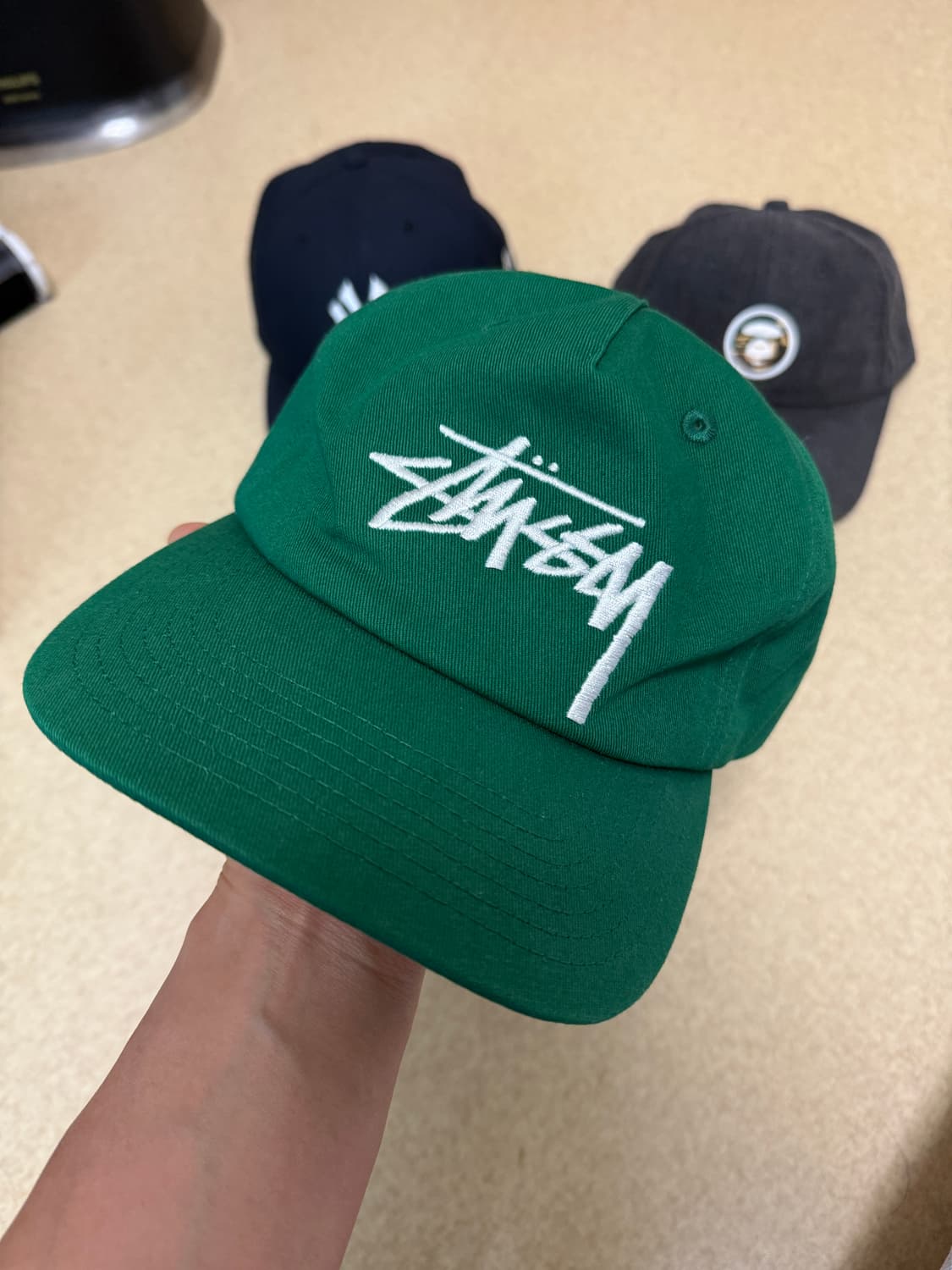 스투시 / ape / 뉴에라 모자 팔아요 상품이미지2