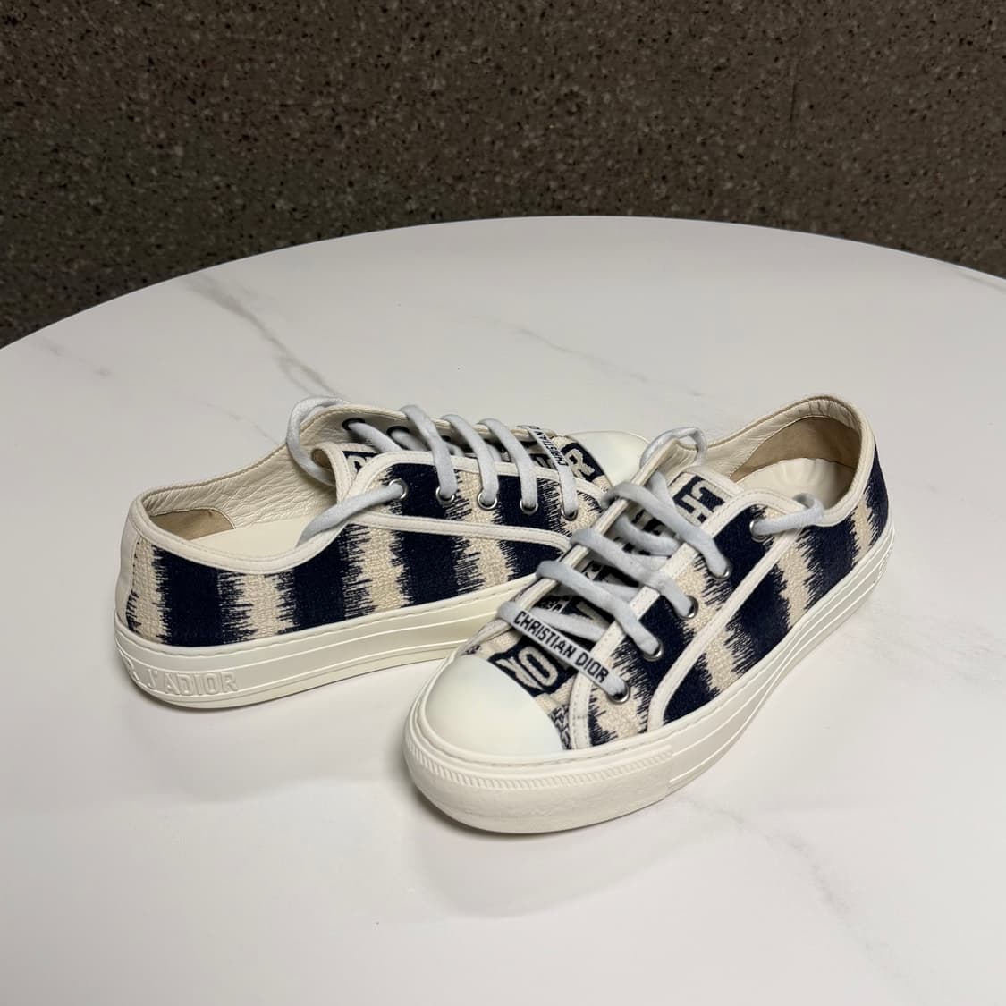 [36.5사이즈]디올 여성 워크앤디올 스니커즈 상품이미지2