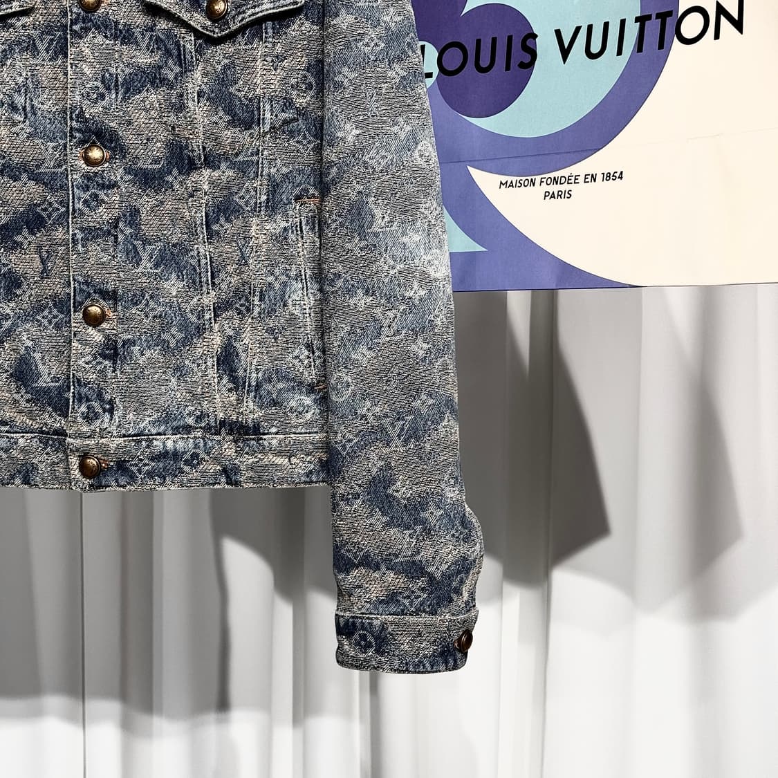 [새상품/105] 25FW루이비통 테피스트리 모노그램 데님 트러커 자켓 상품이미지4