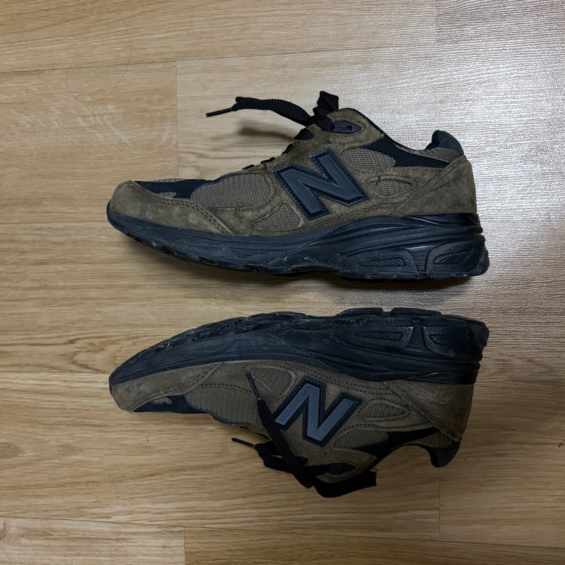 (240) 뉴발란스 x jjj자운드 990v3 브라운 블랙 상품이미지4