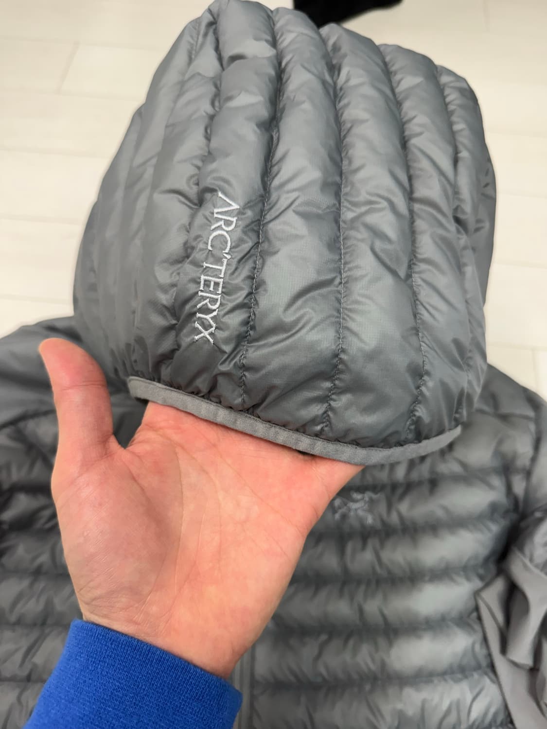 아크테릭스 세륨 하리브리드 L 사이즈 그레이색상  진짜 실물 고급스럽습니 상품이미지3