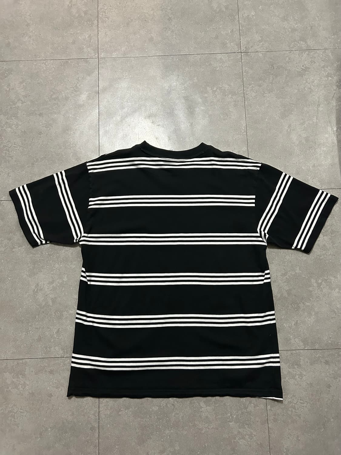 아디다스 스트라이프 빈티지  헤비코튼 숏슬리브 티셔츠 105size    상품이미지7