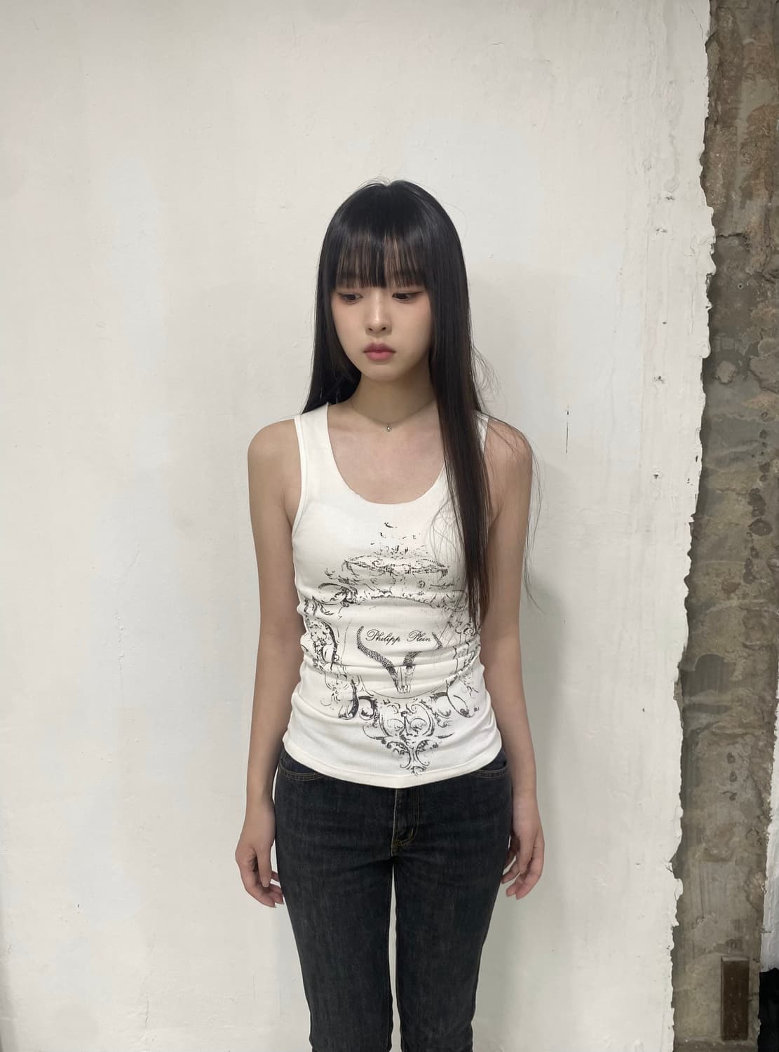 필립 플래인 핸드 페인팅 슬리브리스 상품이미지1