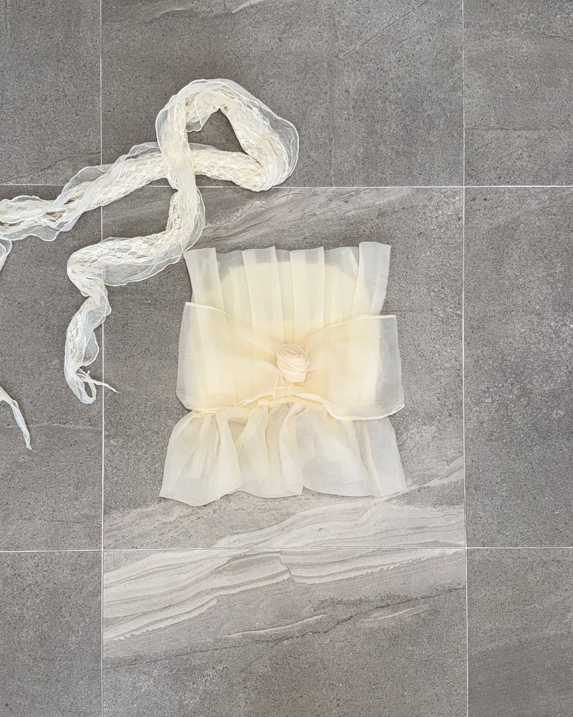 Ivory organza rose corset tube top 상품이미지1