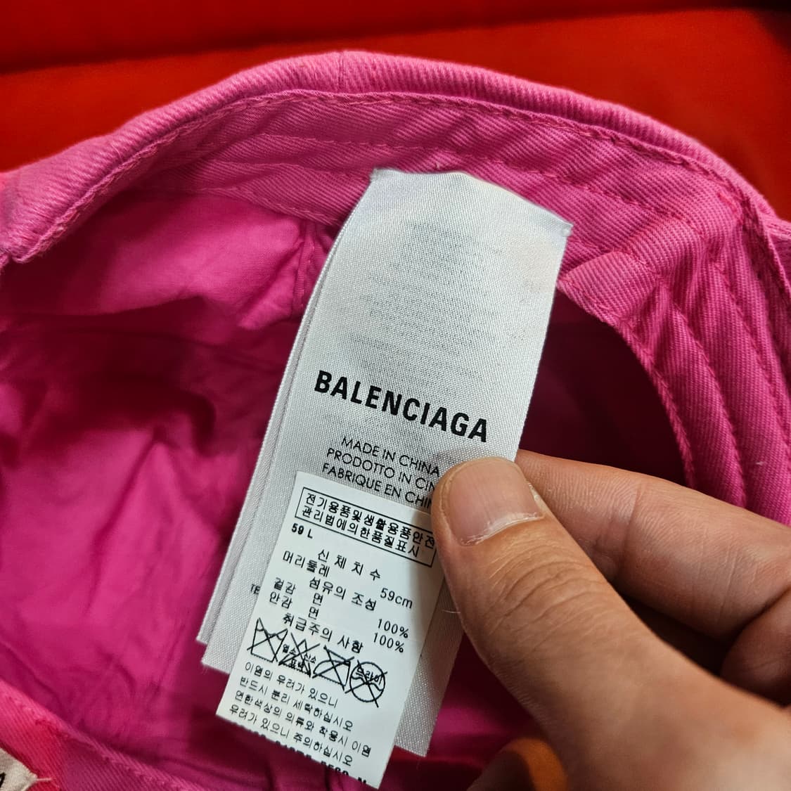 (국내매장)발렌시아가 시그니쳐 자수 로고 볼캡 L size 상품이미지6