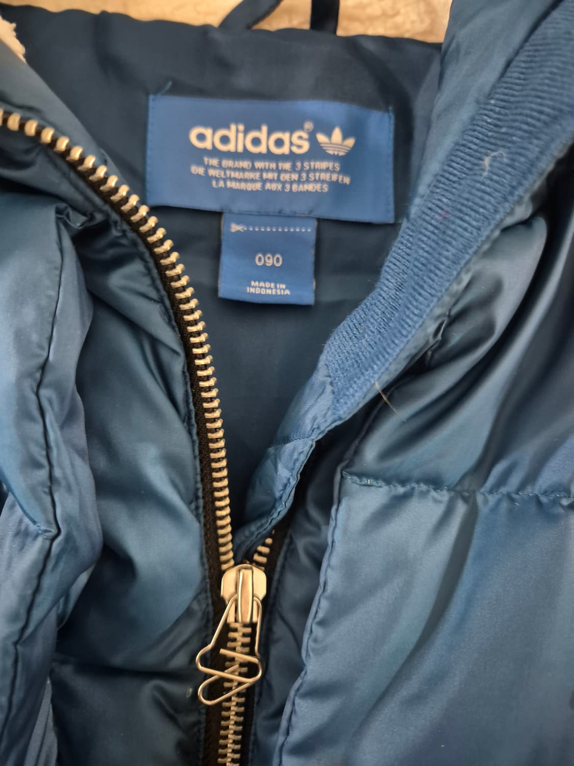 아디다스 여자 오리털패딩 오버핏 상품이미지5