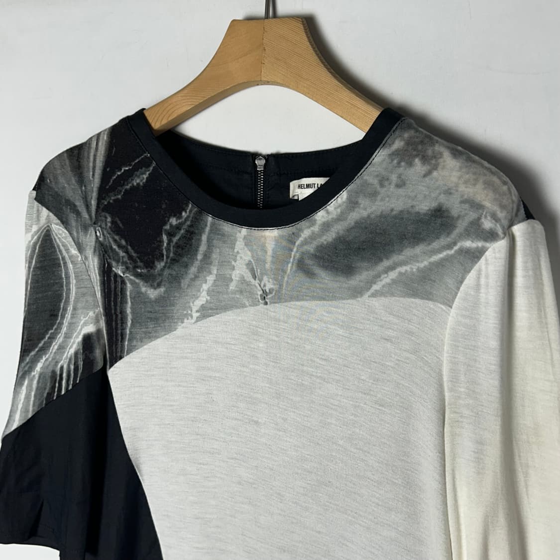 [HELMUT LANG] 헬무트랭 투톤 패치워크 하프 티셔츠 상품이미지3